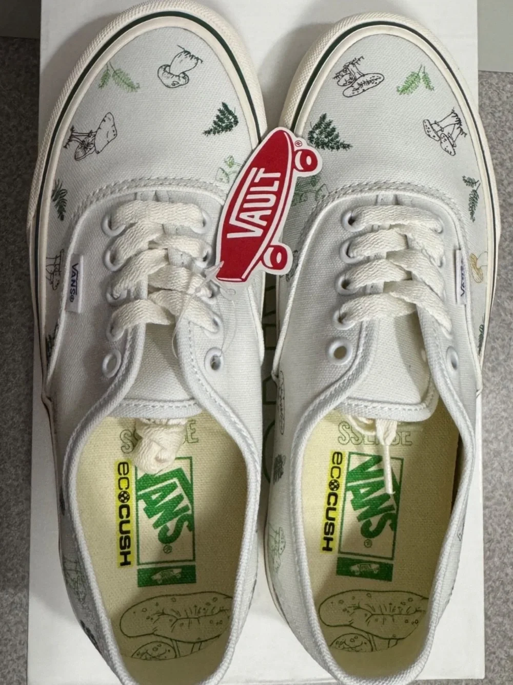 Vans x Ssense Authentic Vault Vr3 True White Unisex Size 6.5 Men/ 8 Women
